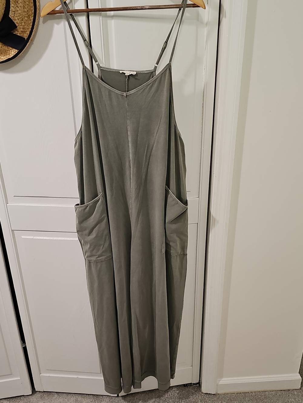 Easel Los Angeles Olive Green Slip Jumper!  Wide Leg!